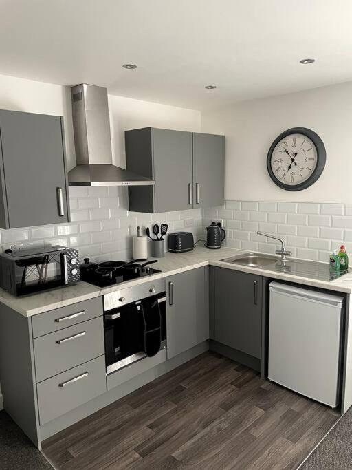 #6Bs 1 Bed Serviced Apartment Derby Dış mekan fotoğraf