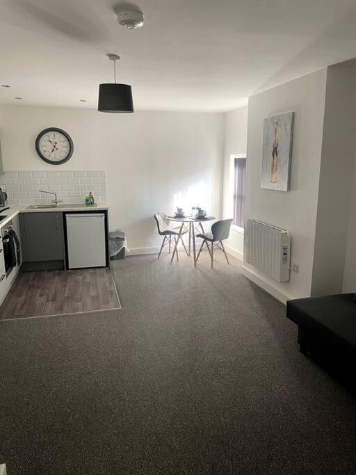 #6Bs 1 Bed Serviced Apartment Derby Dış mekan fotoğraf